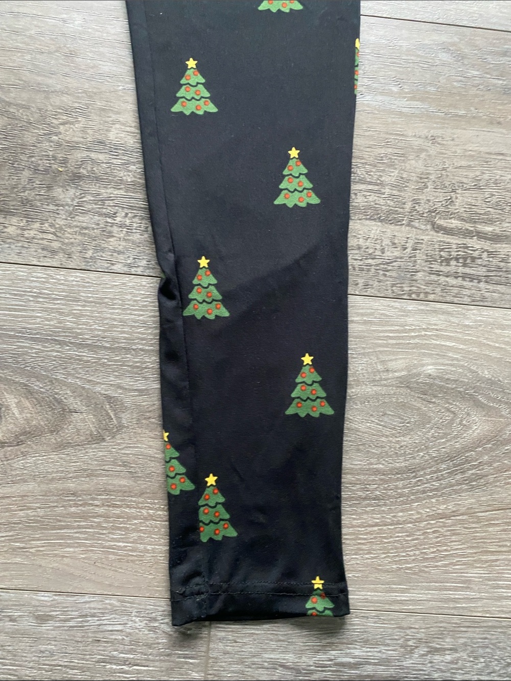 Tipsy Elves Black Leggings with Green Christmas Tree Print Womens Sz Large Black - Picture 4 of 6
